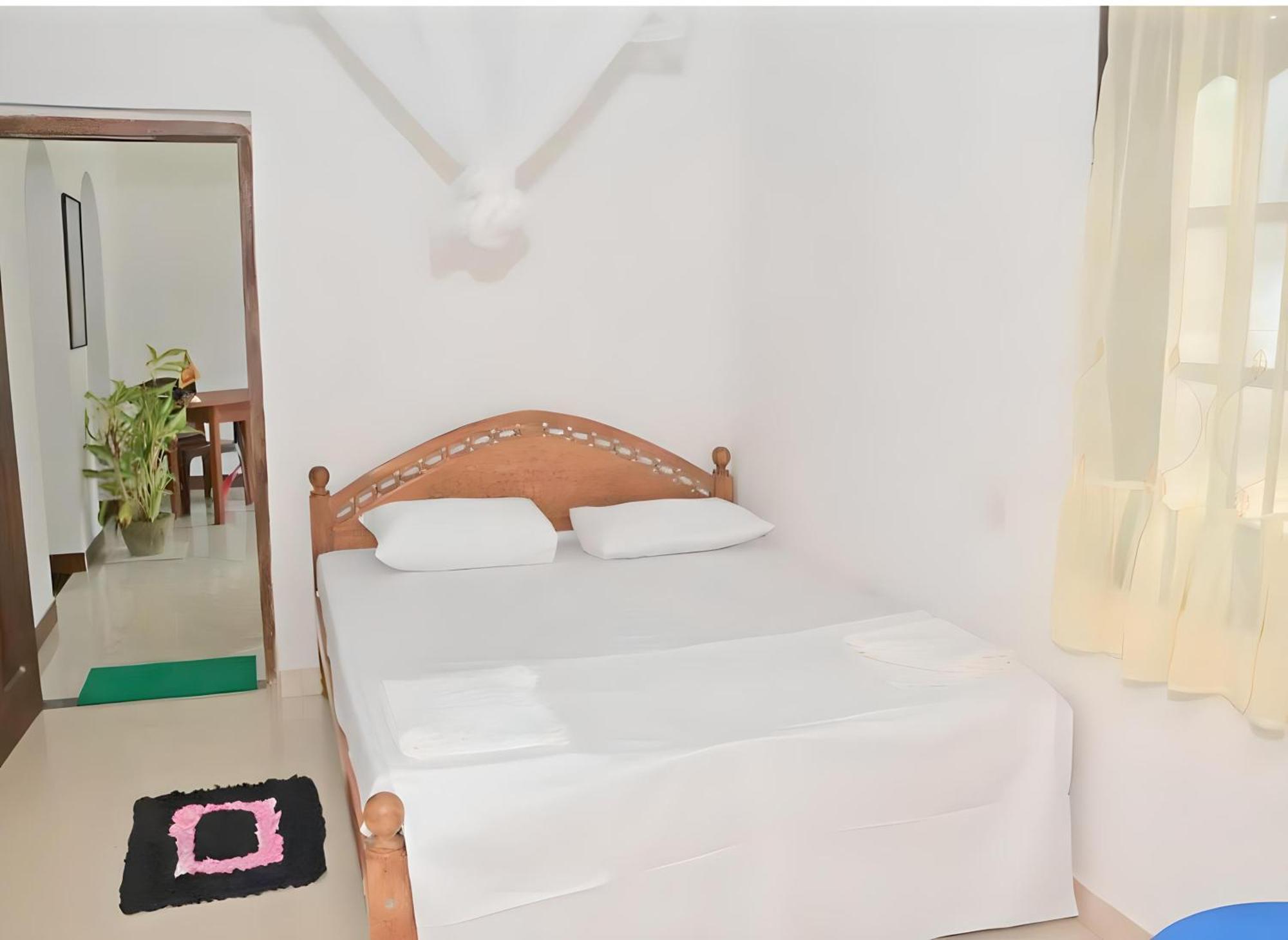 Traveller'S Hostel Hikkaduwa Ngoại thất bức ảnh